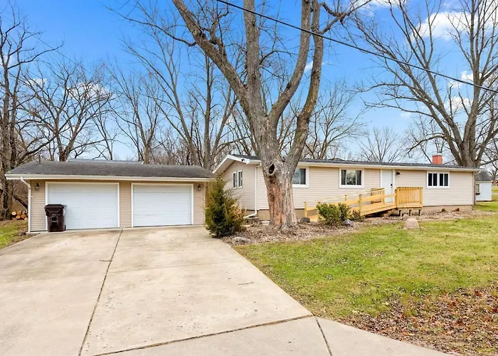 Comfort - 2bd Family Getaway In Creve Coeur