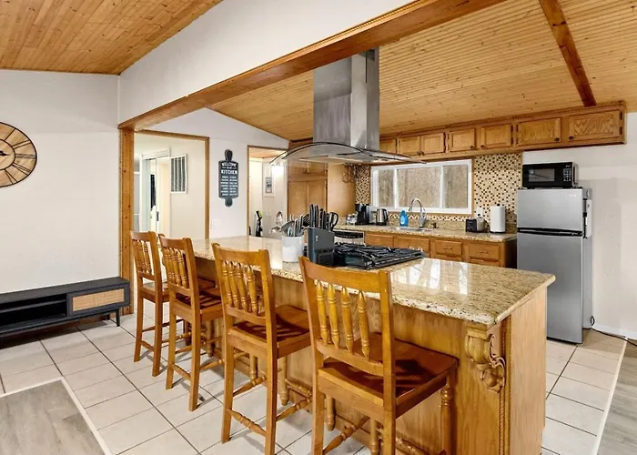 Comfort - 2bd Family Getaway In Creve Coeur
