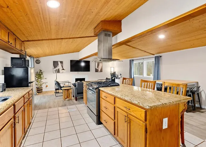 Casa de férias Comfort - 2bd Family Getaway In *